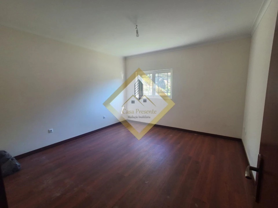 Moradia T3 para Venda em Freixo de Cima e de Baixo Foto 14