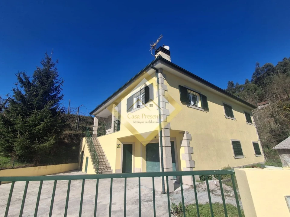 Moradia T3 para Venda em Freixo de Cima e de Baixo Foto 29