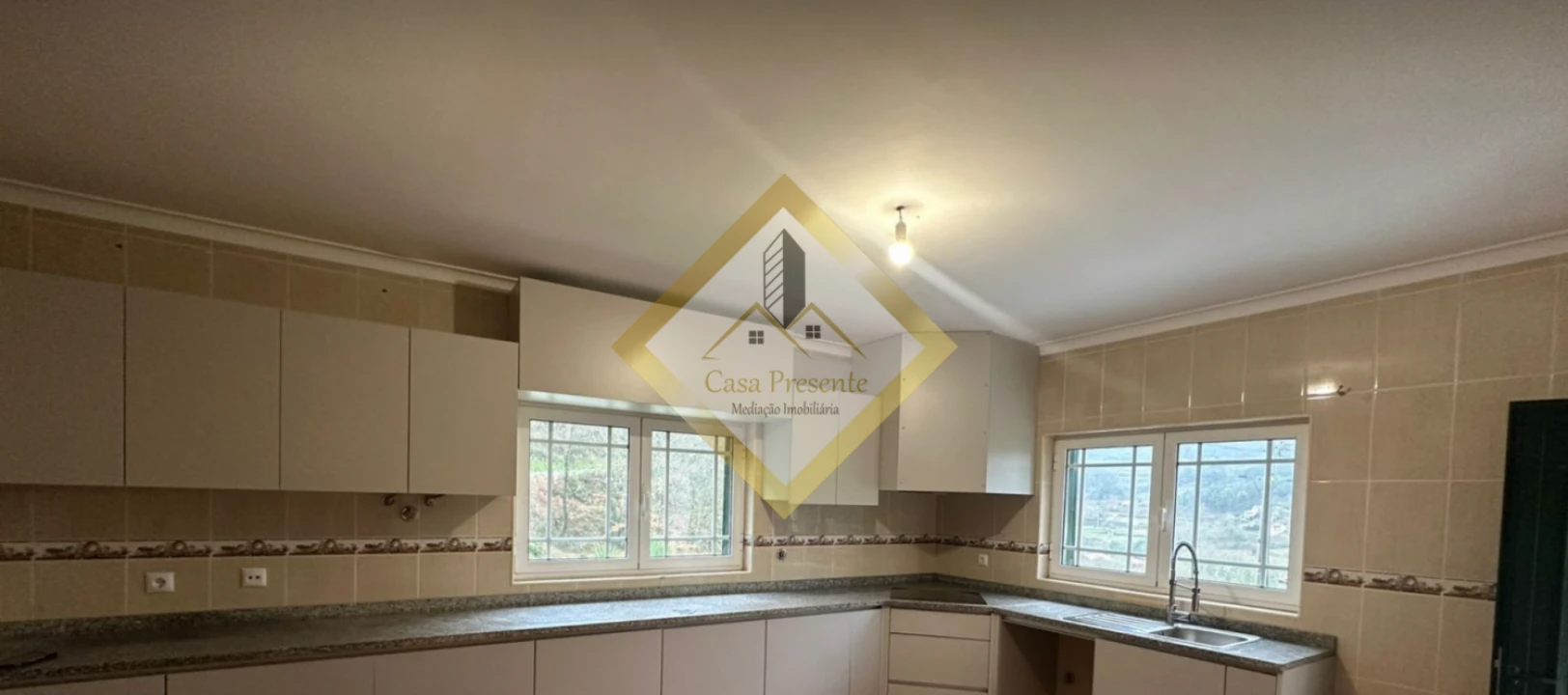 Moradia T3 para Venda em Freixo de Cima e de Baixo Foto 14