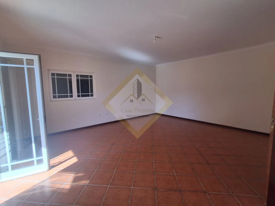 Moradia T3 para Venda em Freixo de Cima e de Baixo Foto 5