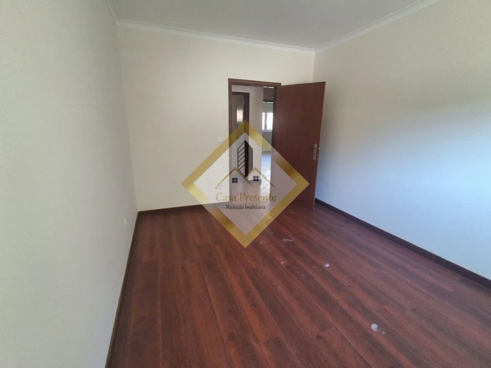 Moradia T3 para Venda em Freixo de Cima e de Baixo Foto 15