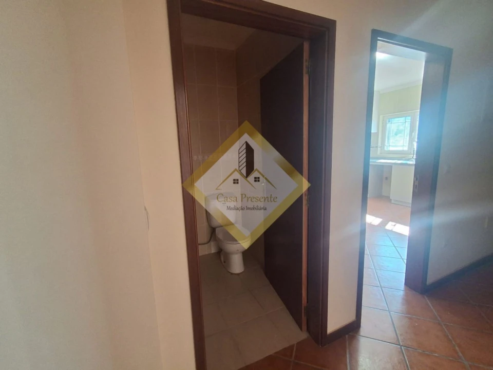 Moradia T3 para Venda em Freixo de Cima e de Baixo Foto 17