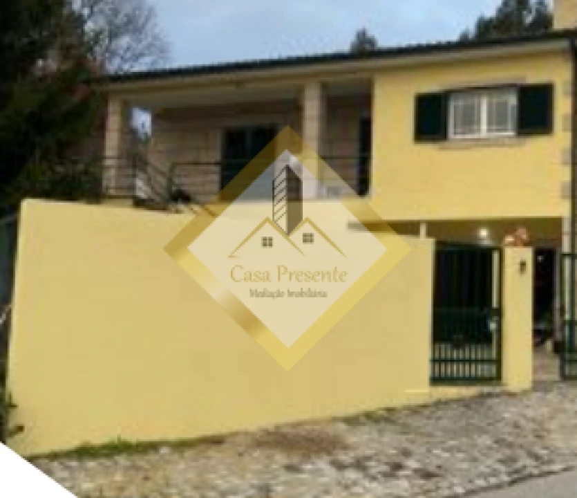 Moradia T3 para Venda em Freixo de Cima e de Baixo Foto 16