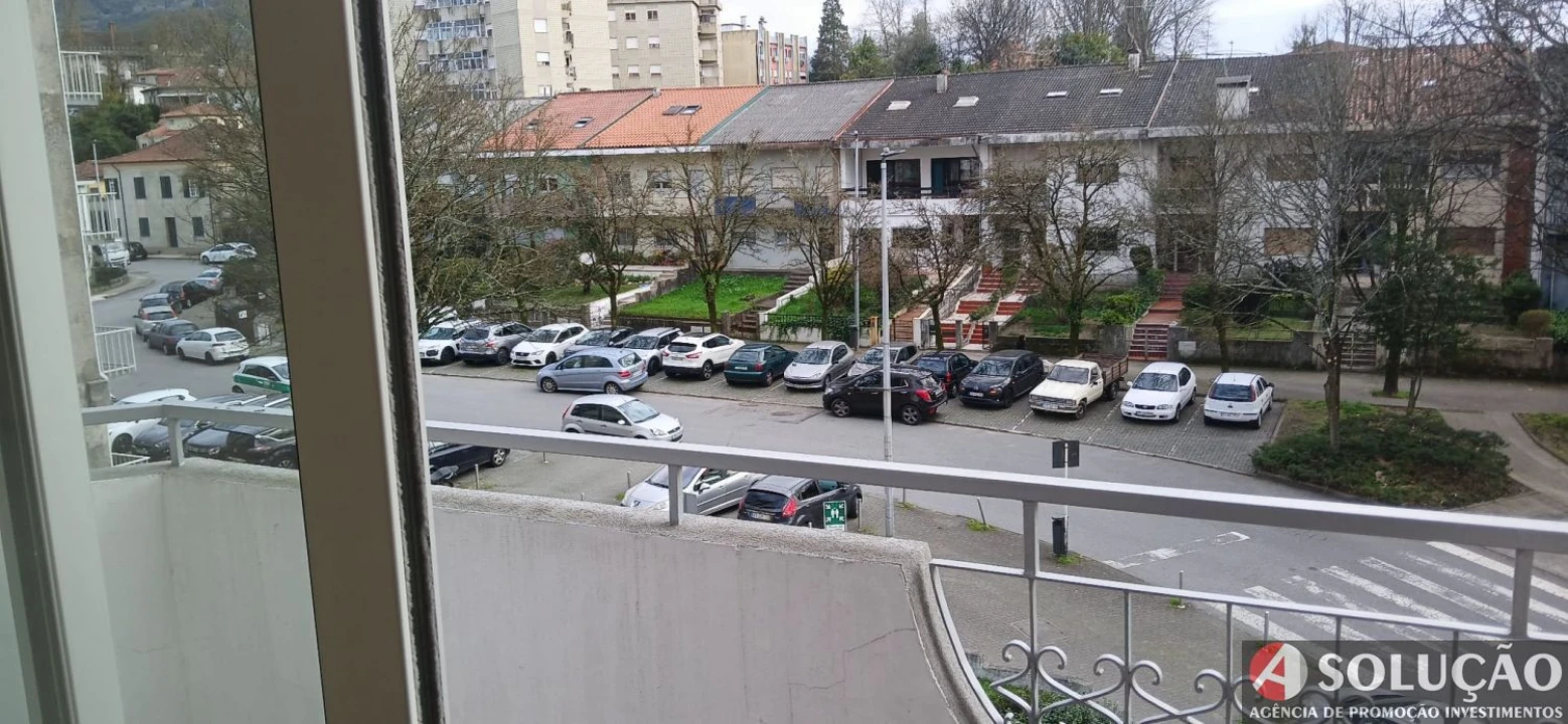 Apartamento T2 para Arrendamento em Azurem Foto 14