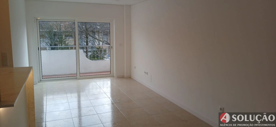 Apartamento T2 para Arrendamento em Azurem Foto 12