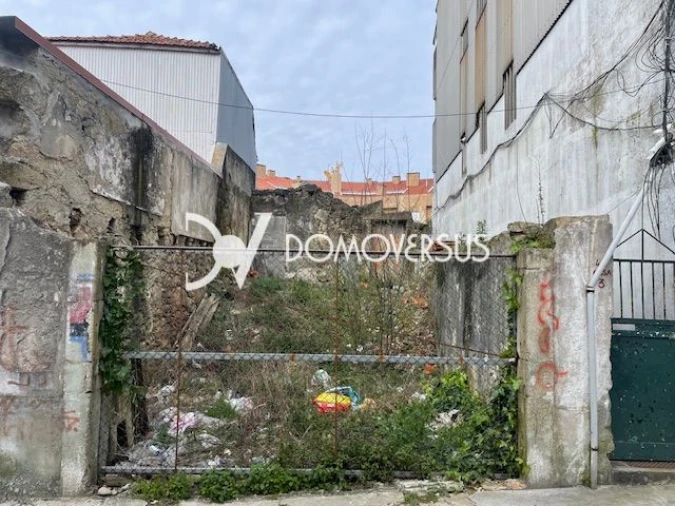 Terreno para Venda em Mafamude e Vilar do Paraíso