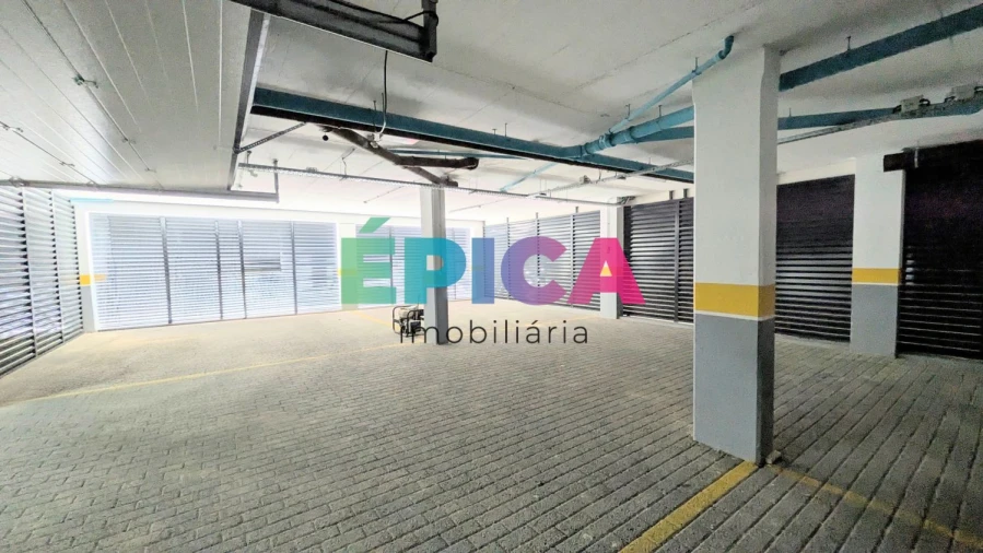 Apartamento T4 para Venda em Póvoa de Santo Adrião e Olival Basto Foto 40