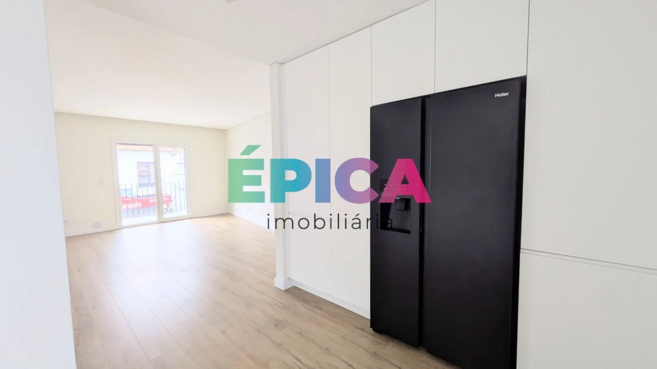 Apartamento T4 para Venda em Póvoa de Santo Adrião e Olival Basto Foto 17