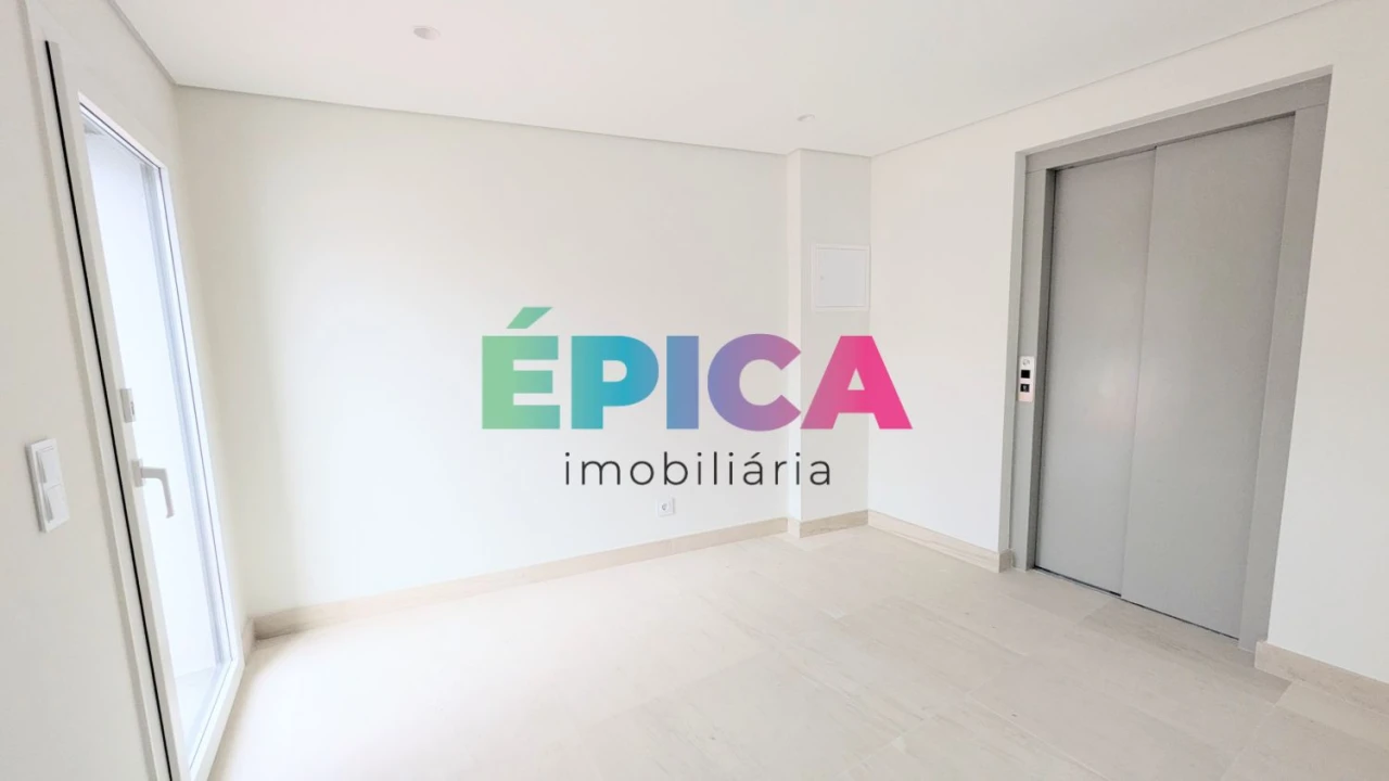 Apartamento T4 para Venda em Póvoa de Santo Adrião e Olival Basto Foto 34