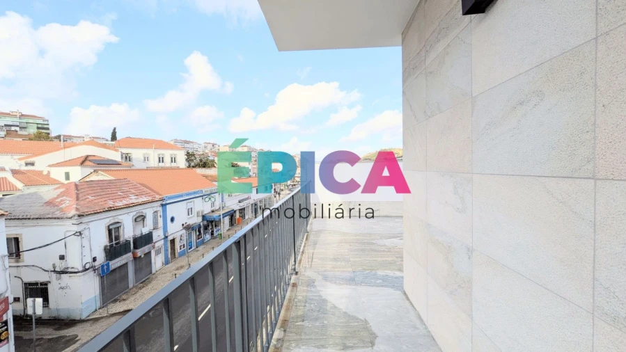 Moradia T4 para Venda em Póvoa de Santo Adrião e Olival Basto Foto 27