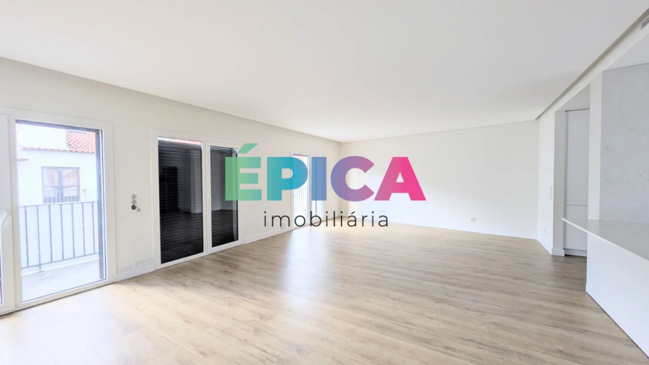 Moradia T4 para Venda em Póvoa de Santo Adrião e Olival Basto Foto 6