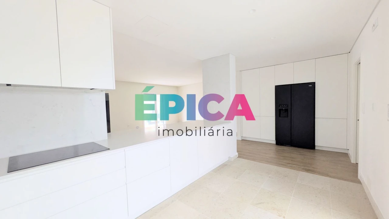 Moradia T4 para Venda em Póvoa de Santo Adrião e Olival Basto Foto 13