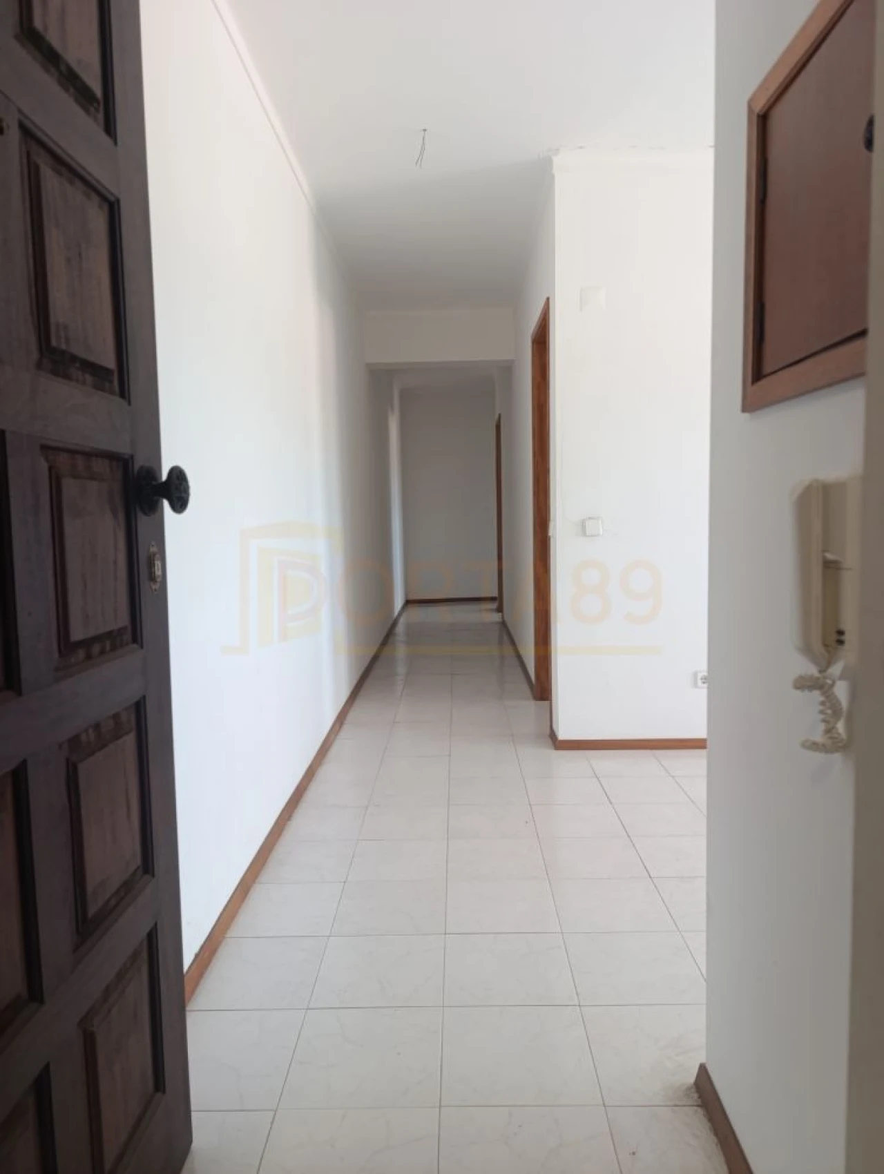 Apartamento T2 para Venda em Peniche Foto 4