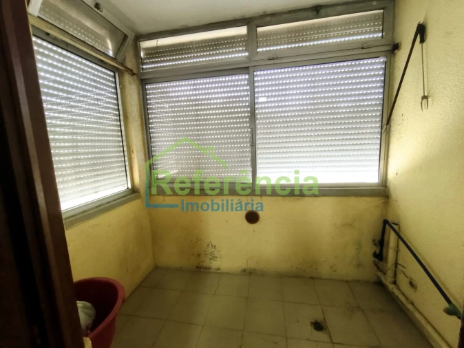 Apartamento T3 para Venda em Vilar de Nantes Foto 4