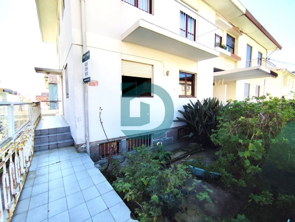 Apartamento T2 para Venda em Mafamude e Vilar do Paraíso Foto 9