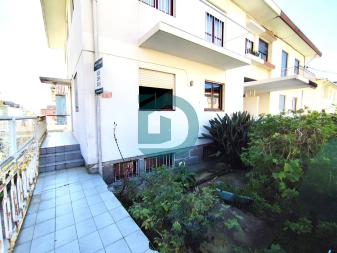 Apartamento T2 para Venda em Mafamude e Vilar do Paraíso Foto 9