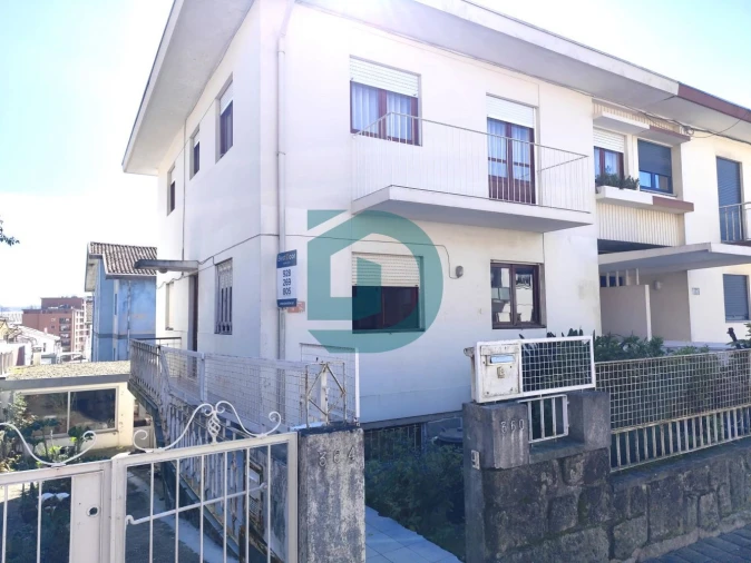 Apartamento T2 para Venda em Mafamude e Vilar do Paraíso Foto 2