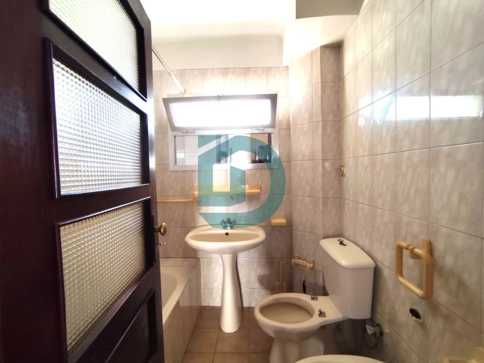 Apartamento T2 para Venda em Mafamude e Vilar do Paraíso Foto 6