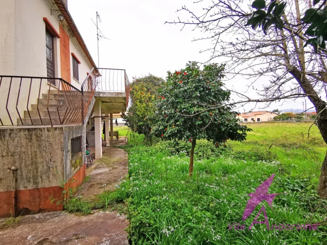 Moradia T4 para Venda em Geraz do Lima (Santa Maria, Santa Leocádia, Moreira), Deão Foto 6