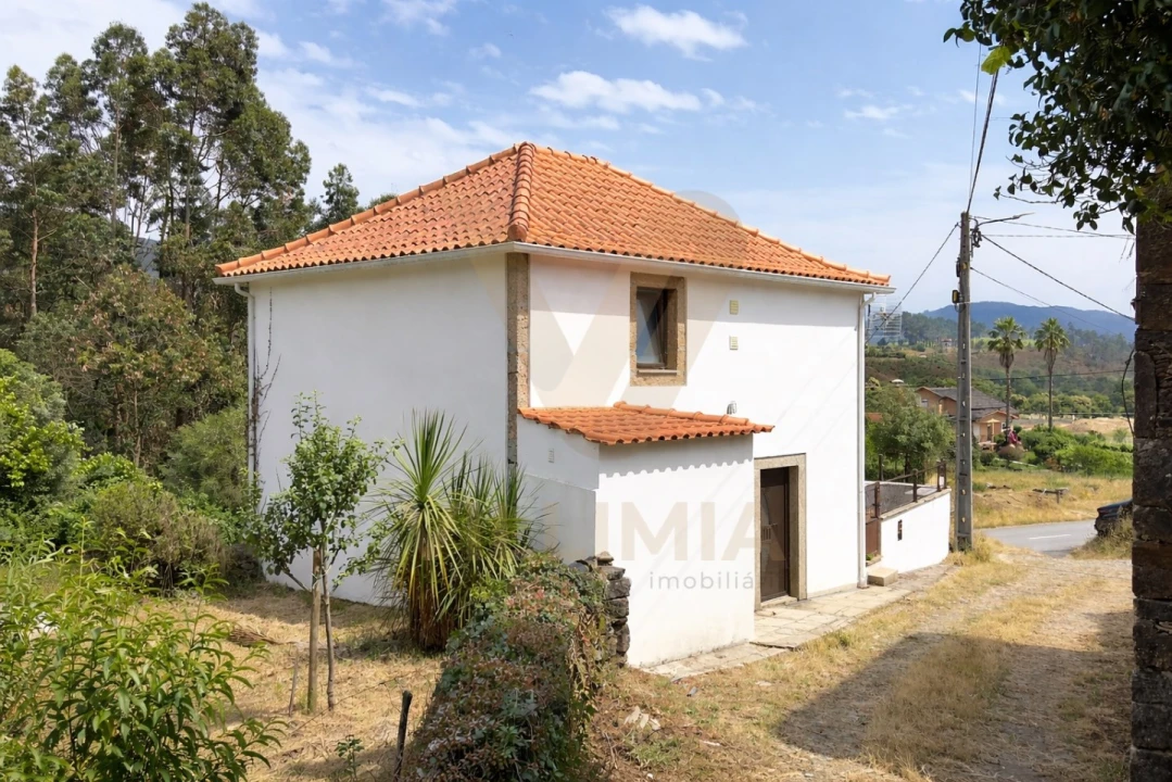 Moradia T2 para Venda em Cabração e Moreira do Lima Foto 18