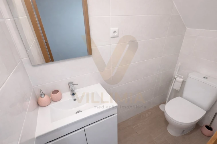 Moradia T2 para Venda em Cabração e Moreira do Lima Foto 10