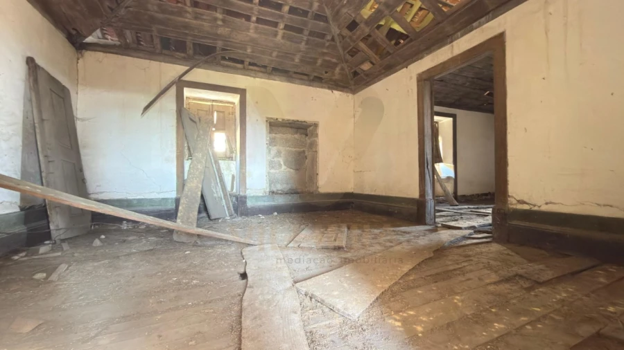 Moradia T3 para Venda em Padreiro (Salvador e Santa Cristina) Foto 4