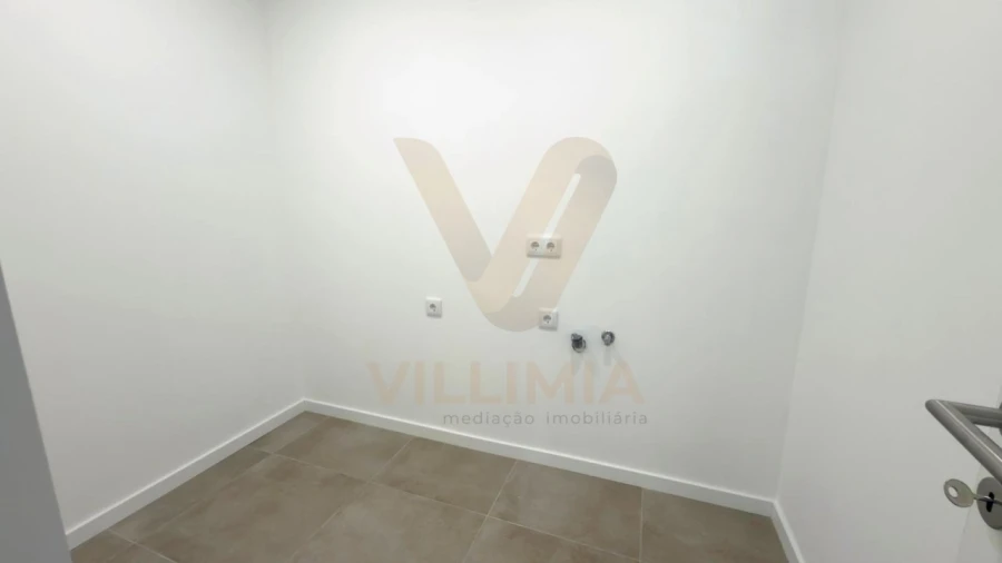 Moradia T4 para Venda em Subportela, Deocriste e Portela Susã Foto 11