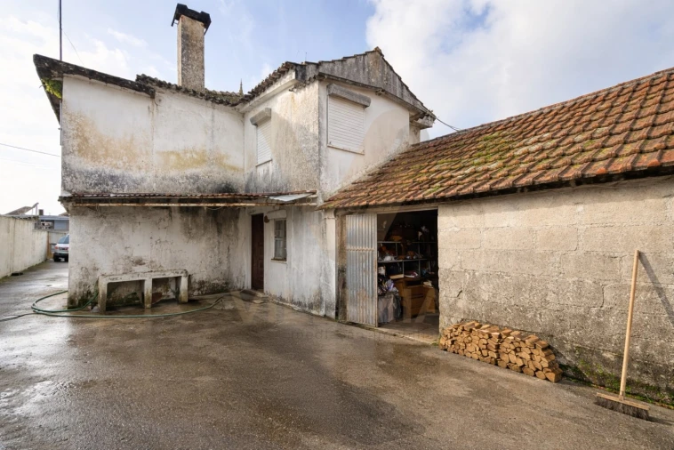 Moradia T3 para Venda em Geraz do Lima (Santa Maria, Santa Leocádia, Moreira), Deão Foto 4