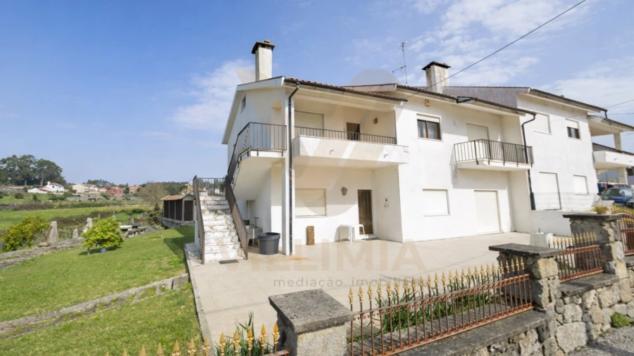 Moradia T3 para Venda em Chafe