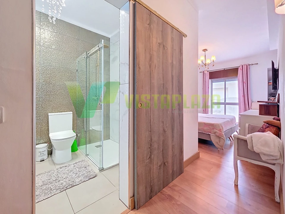Apartamento T3 para Venda em Portimão Foto 12