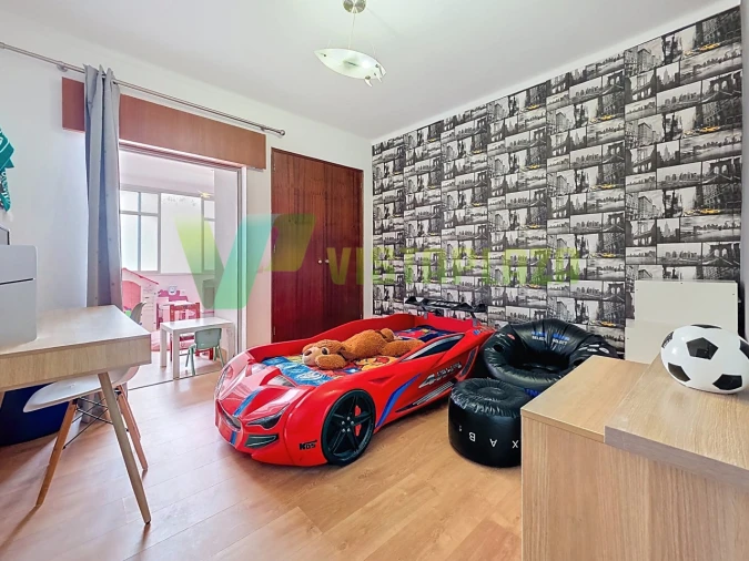 Apartamento T3 para Venda em Portimão Foto 18