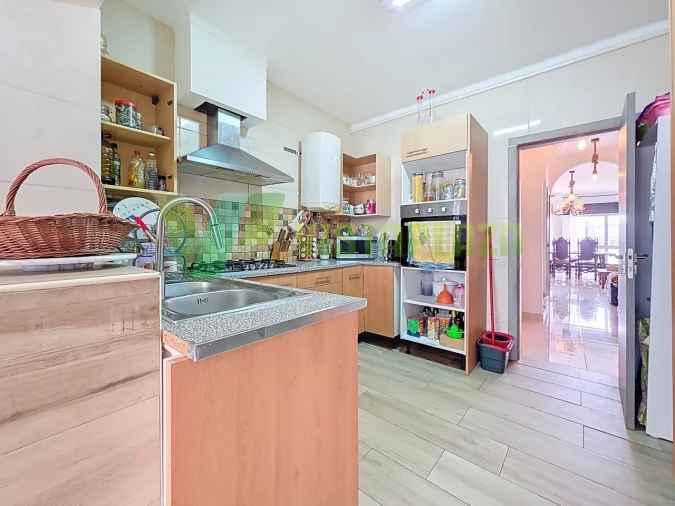 Apartamento T3 para Venda em Portimão Foto 11