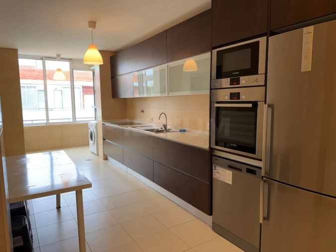 Apartamento T4 para Venda em Vila Nova de Famalicão e Calendário Foto 9