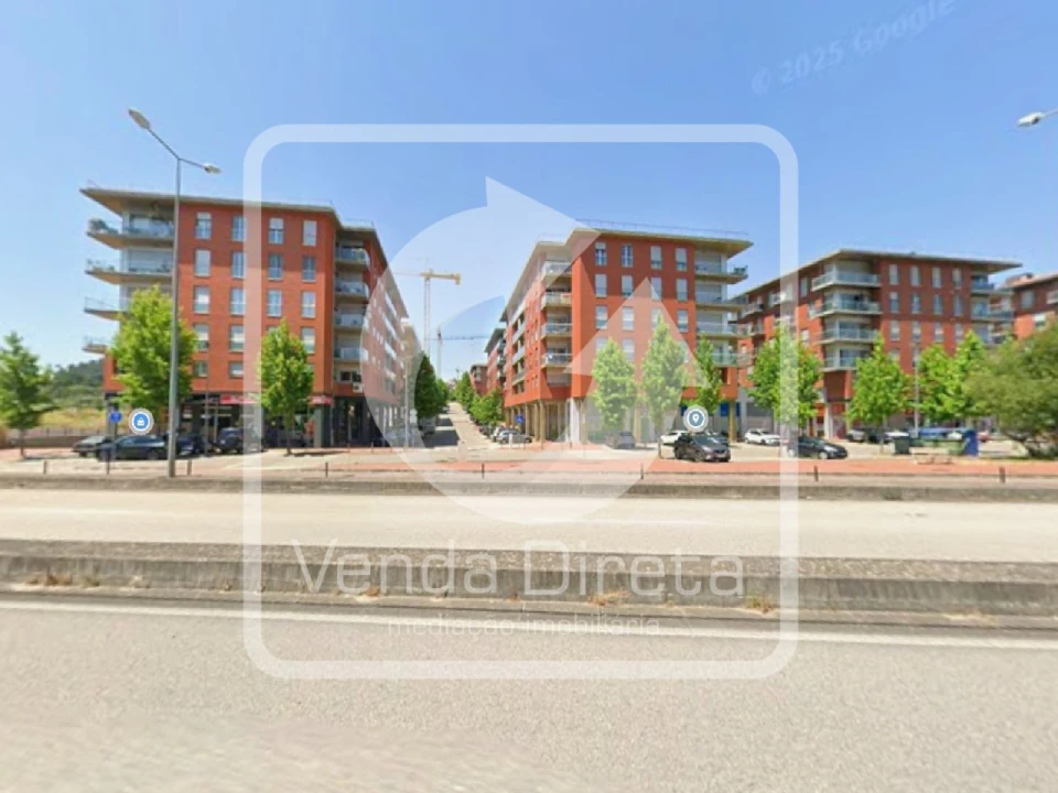 Apartamento T3 para Venda em Santo Antonio dos Olivais Foto 20