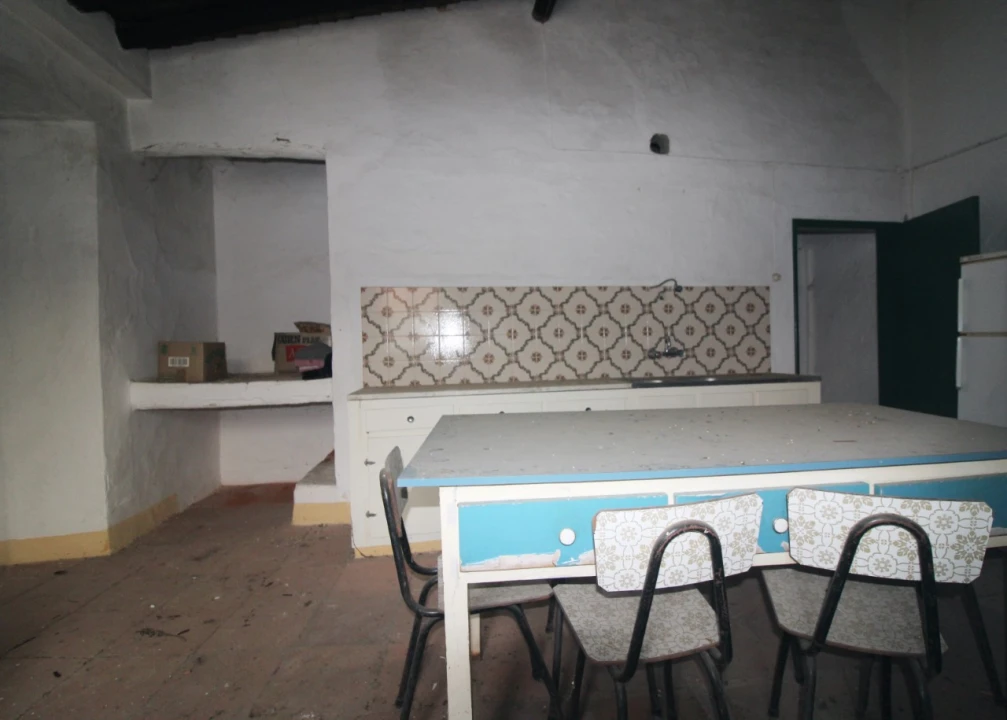 Moradia T5 para Venda em Cabeço de Vide Foto 2