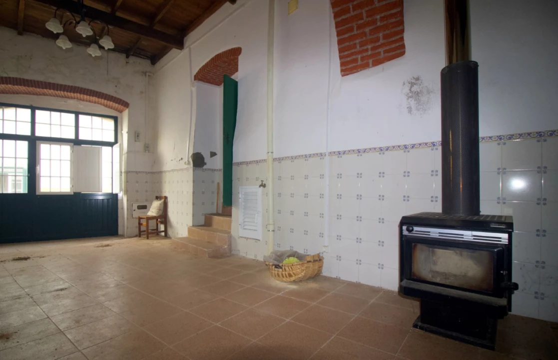 Moradia T5 para Venda em Cabeço de Vide Foto 6