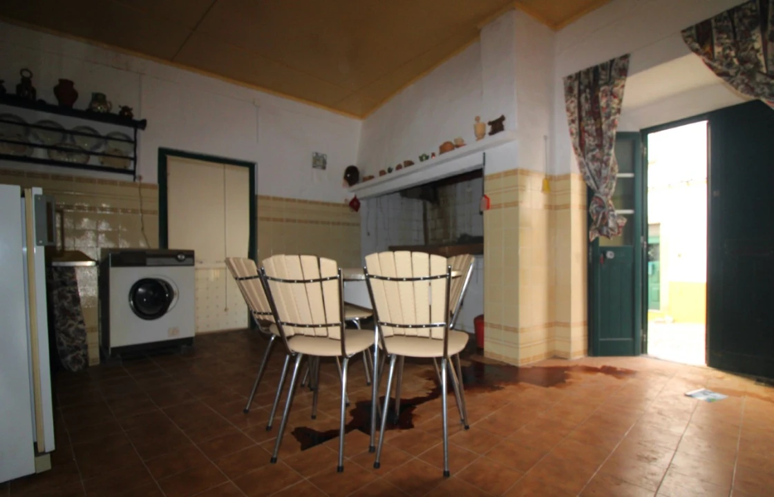 Moradia T5 para Venda em Cabeço de Vide Foto 19