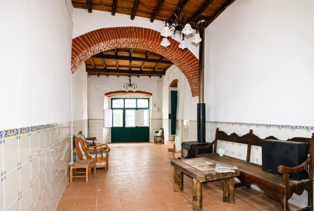 Moradia T5 para Venda em Cabeço de Vide Foto 1