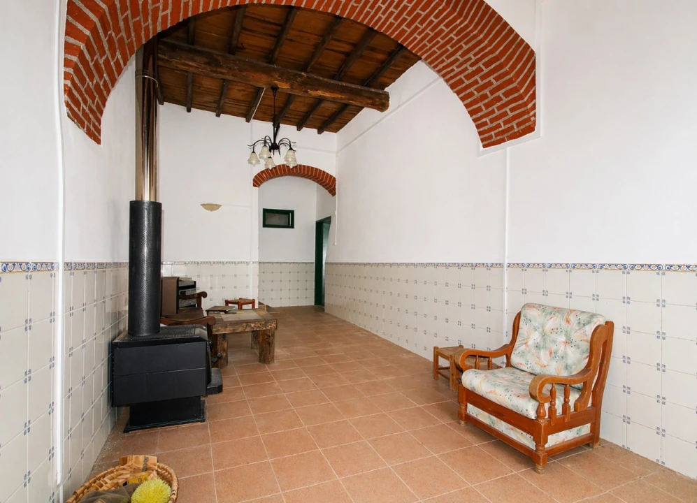 Moradia T5 para Venda em Cabeço de Vide Foto 2