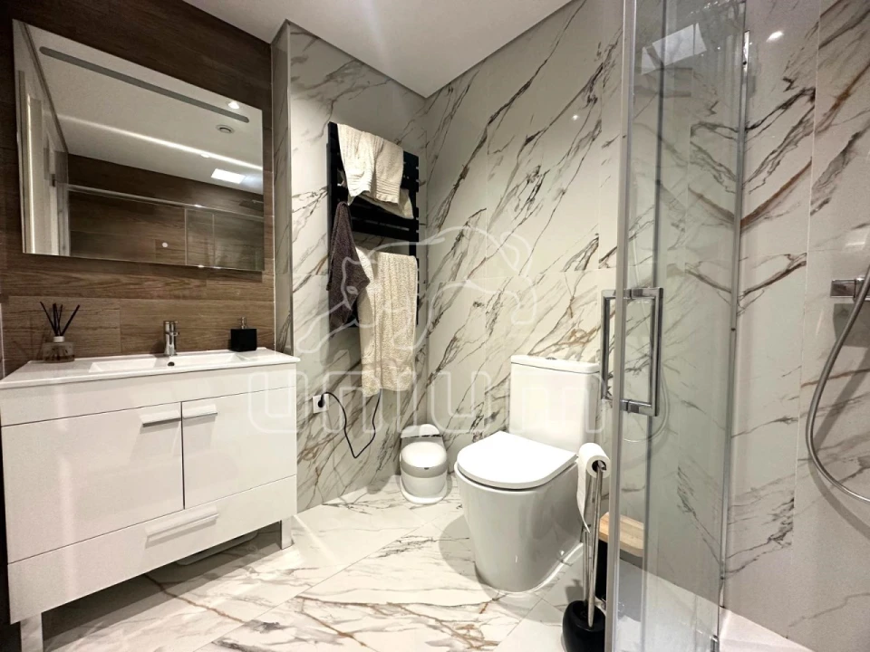 Moradia T3 para Venda em Mazarefes e Vila Fria Foto 11