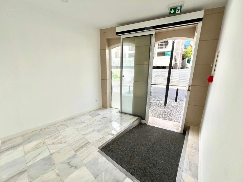 Loja para Arrendamento em Cascais e Estoril Foto 7