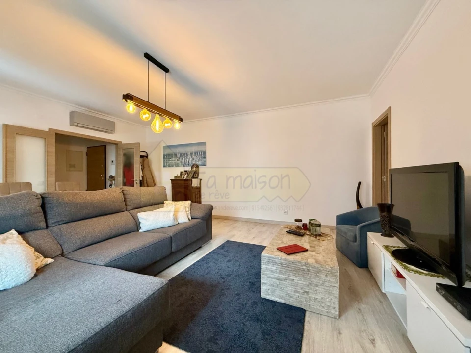 Apartamento T2 para Venda em Loule (São Clemente) Foto 1