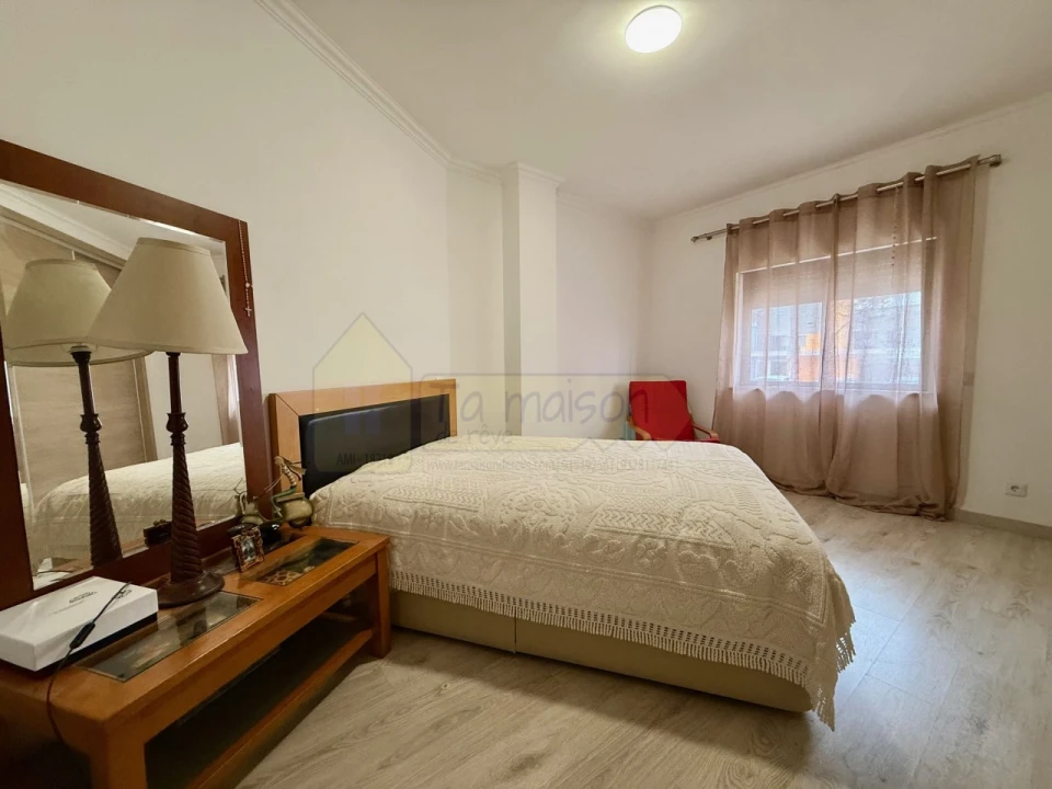 Apartamento T2 para Venda em Loule (São Clemente) Foto 22