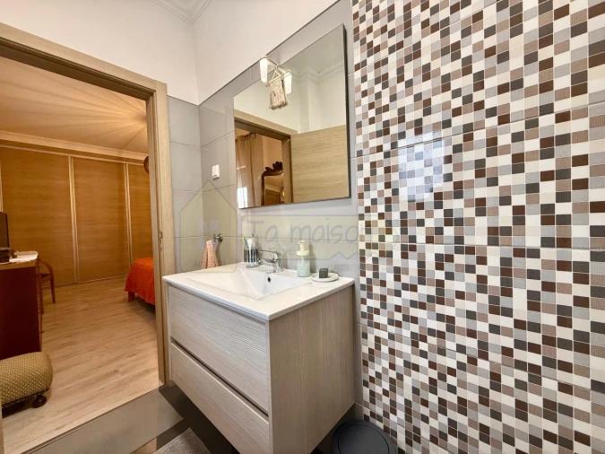 Apartamento T2 para Venda em Loule (São Clemente) Foto 18