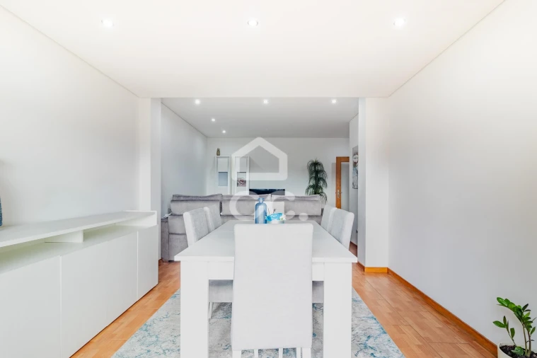 Apartamento T3 para Venda em Pedome Foto 8