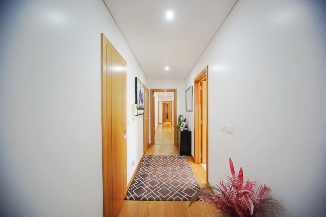 Apartamento T3 para Venda em Ramada e Caneças Foto 25