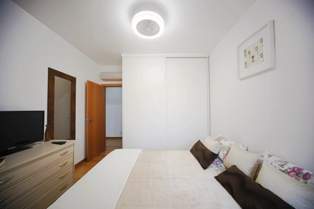 Apartamento T3 para Venda em Ramada e Caneças Foto 36