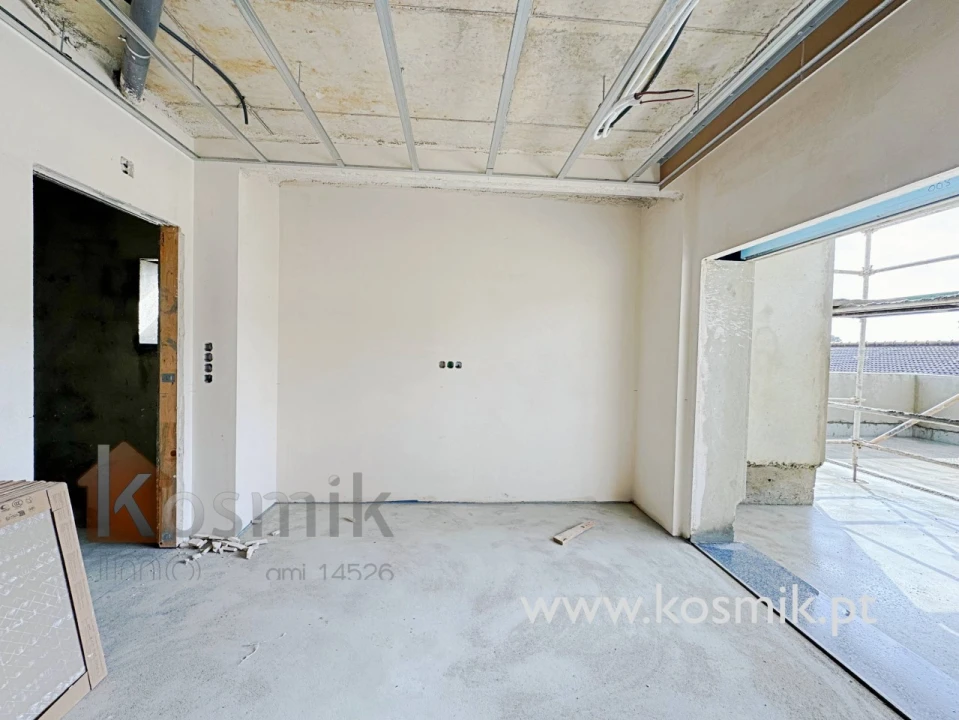 Apartamento T2 para Venda em Santo António dos Cavaleiros e Frielas Foto 8