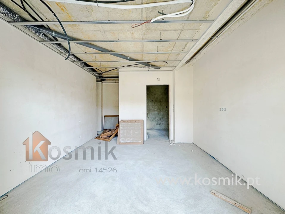 Apartamento T2 para Venda em Santo António dos Cavaleiros e Frielas Foto 10