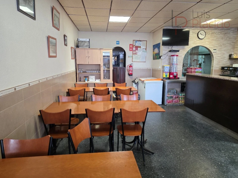 Negócio para Venda em Sines Foto 3